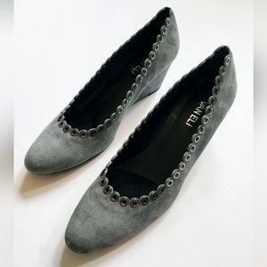 VANELI Suede Gray Wedge Shoes Women's Size 9